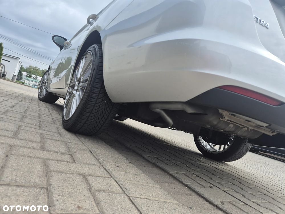 Opel Astra 1.6 CDTI Dynamic - 7
