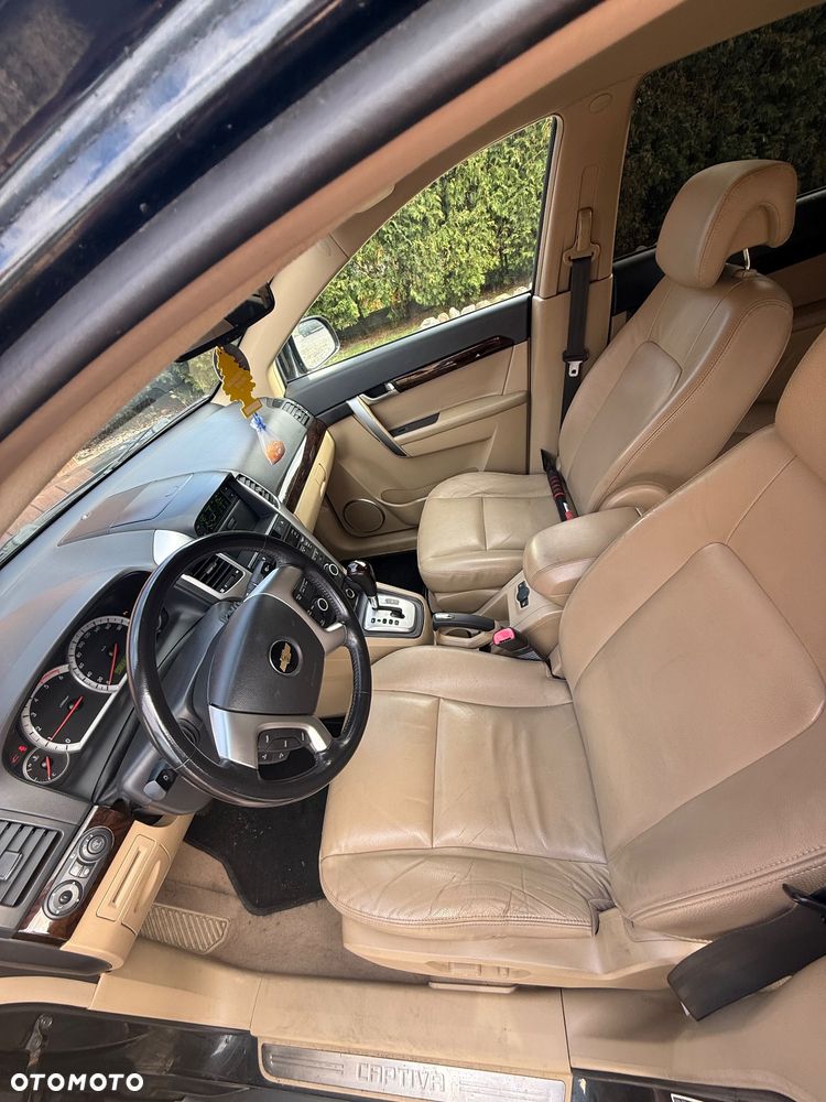 Chevrolet Captiva 2.0 4WD 7 Sitzer Automatik LT Exclusive - 11