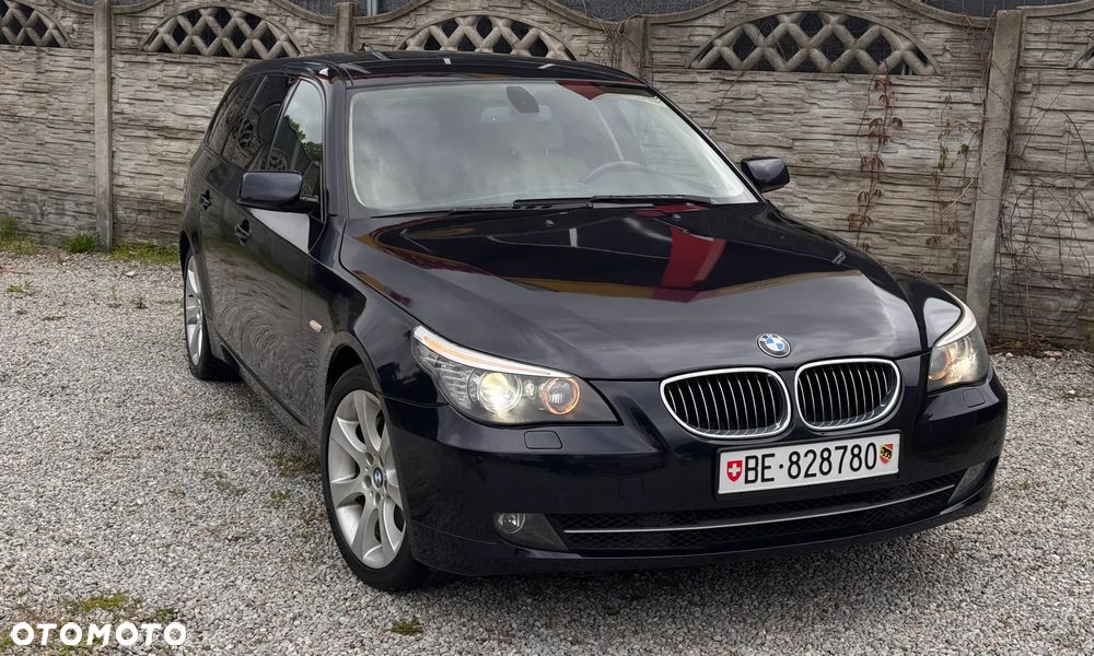 BMW Seria 5 525xi - 6