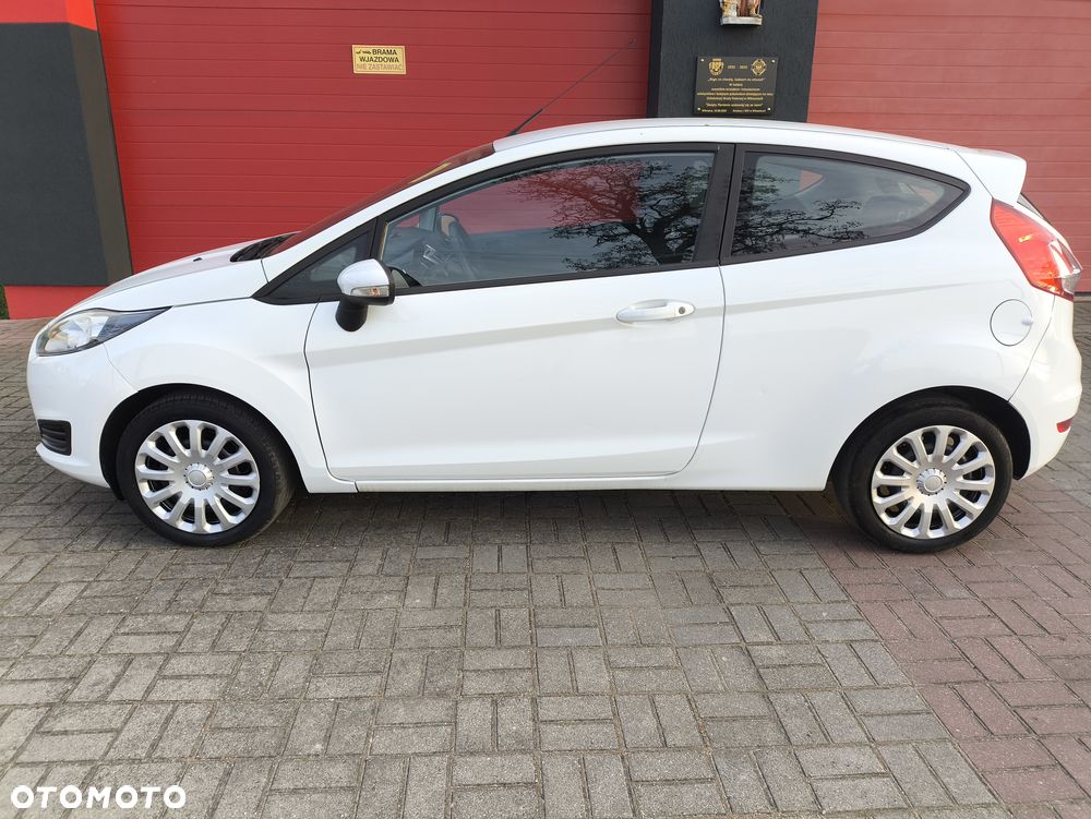 Ford Fiesta 1.5 TDCi Ambiente - 2