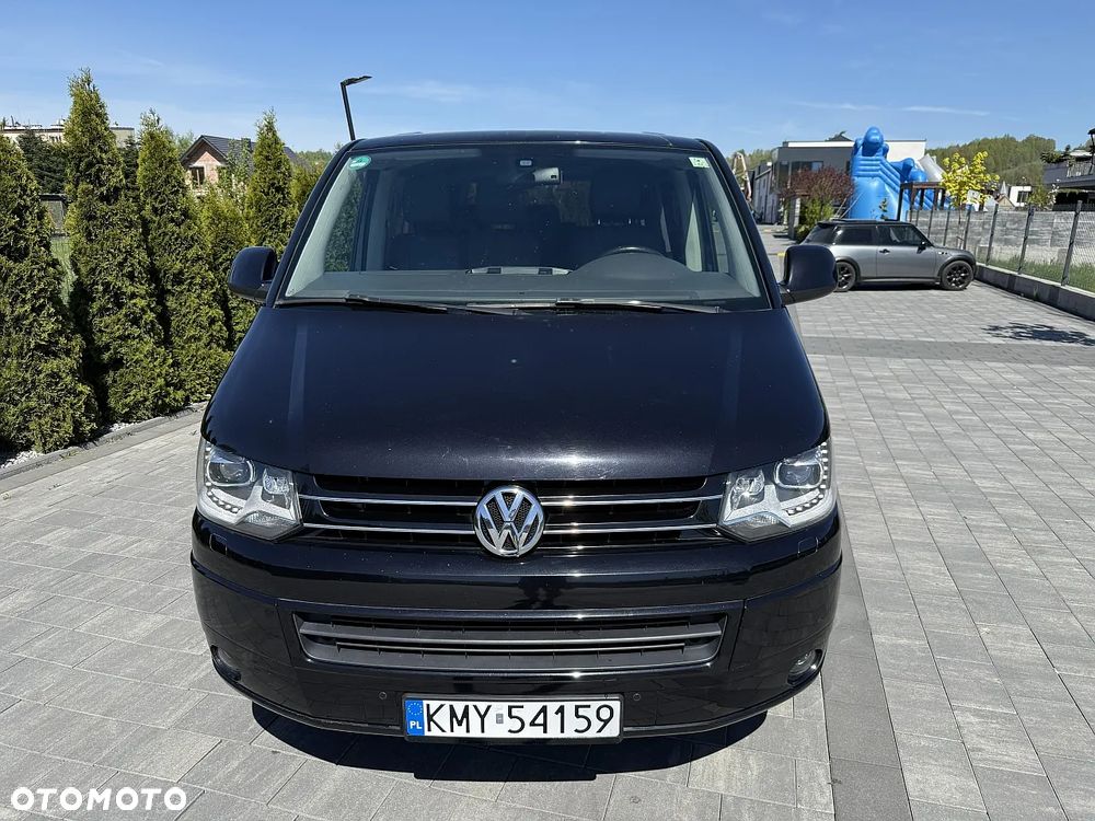 Volkswagen Caravelle - 2