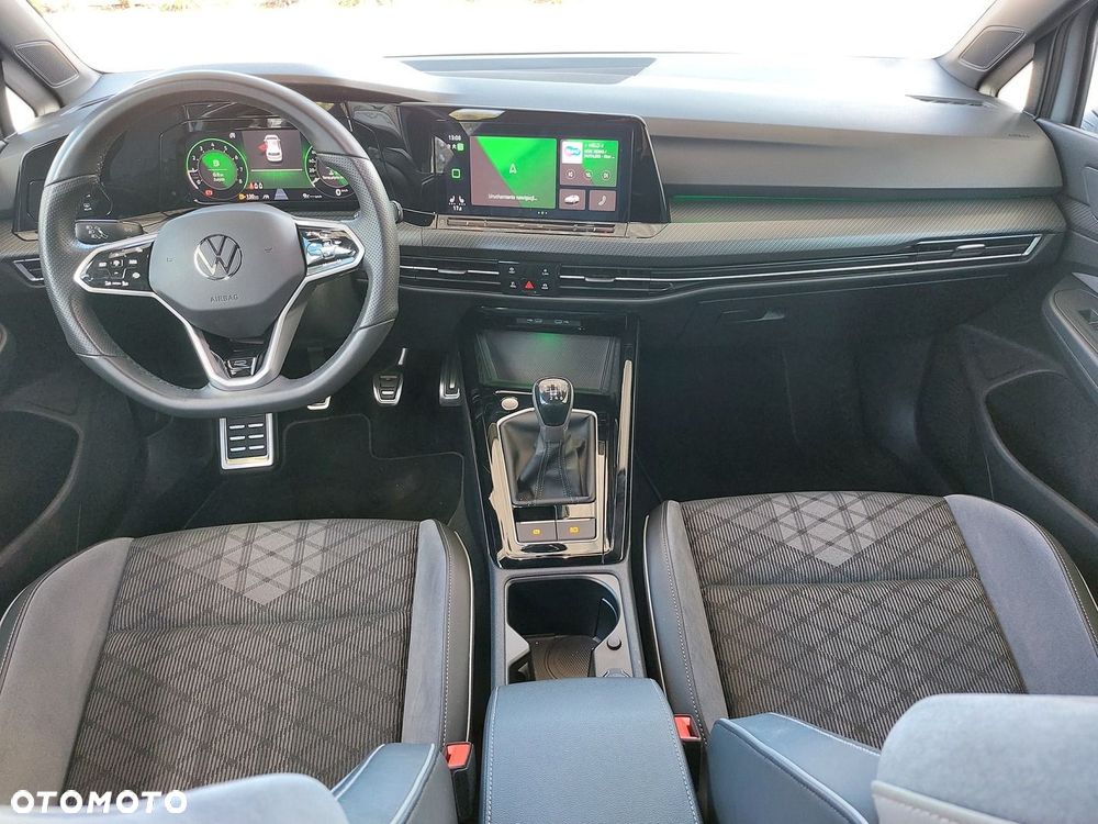 Volkswagen Golf - 14