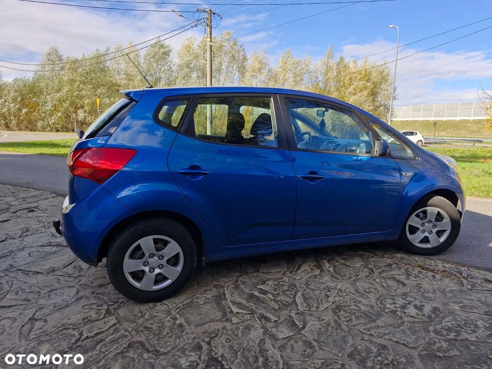 Kia Venga 1.4 CVVT Business Line - 15