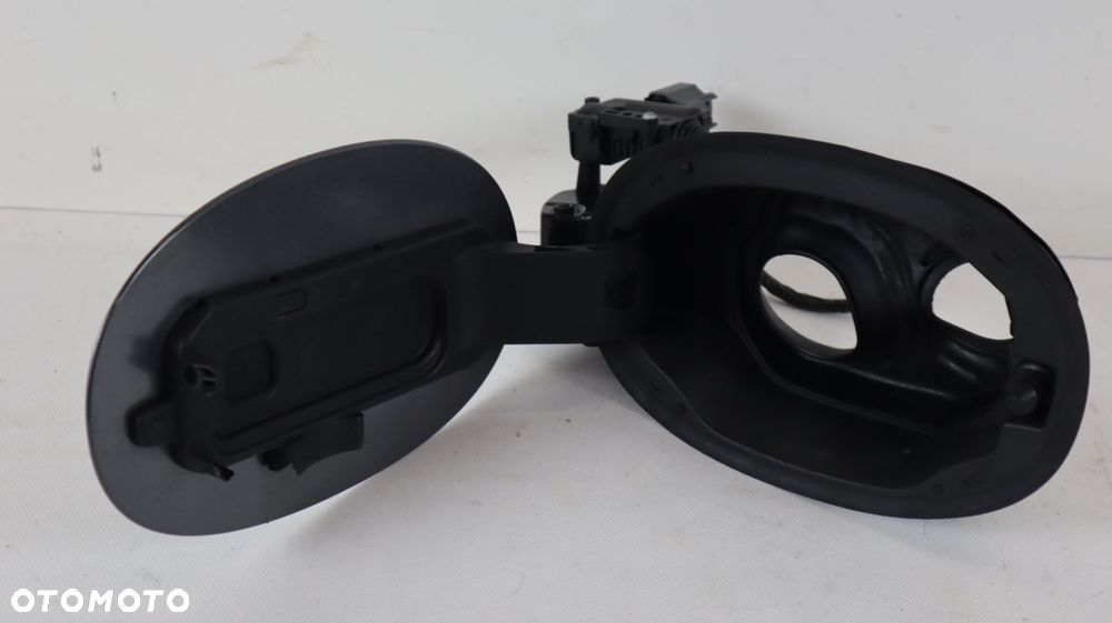 RANGE ROVER VELAR L560 KLAPKA WLEWU PALIWA J8A2-27936 - 5