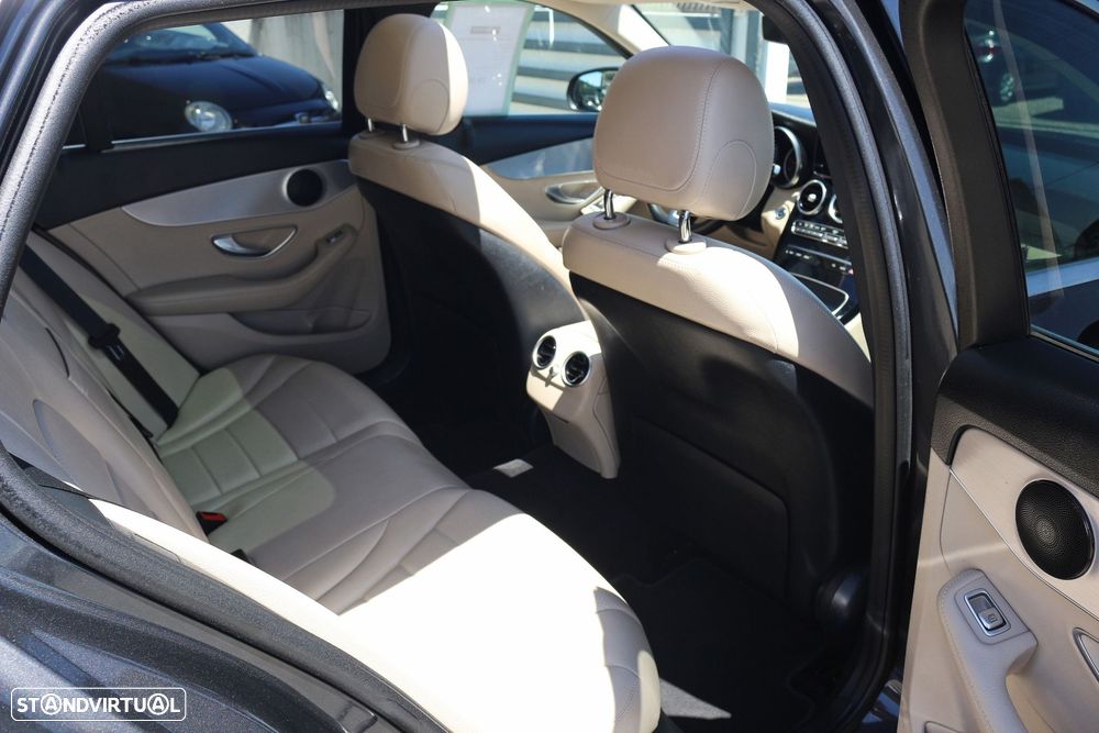 Mercedes-Benz C 300 de Avantgarde - 38