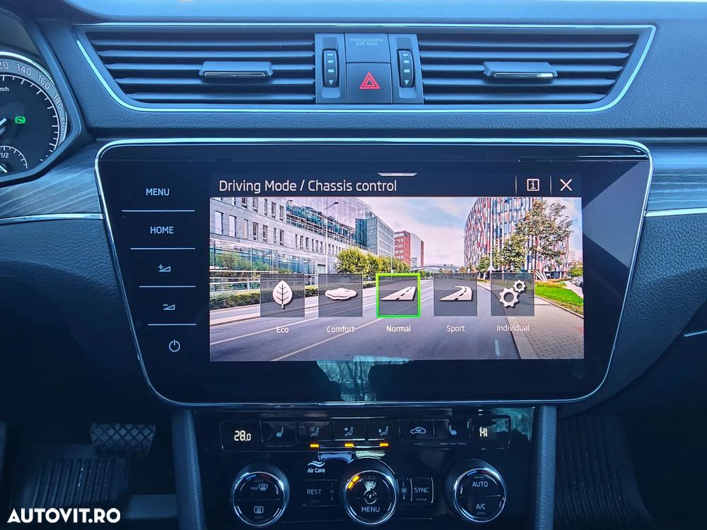 Skoda Superb 2.0 TDI DSG Style - 35