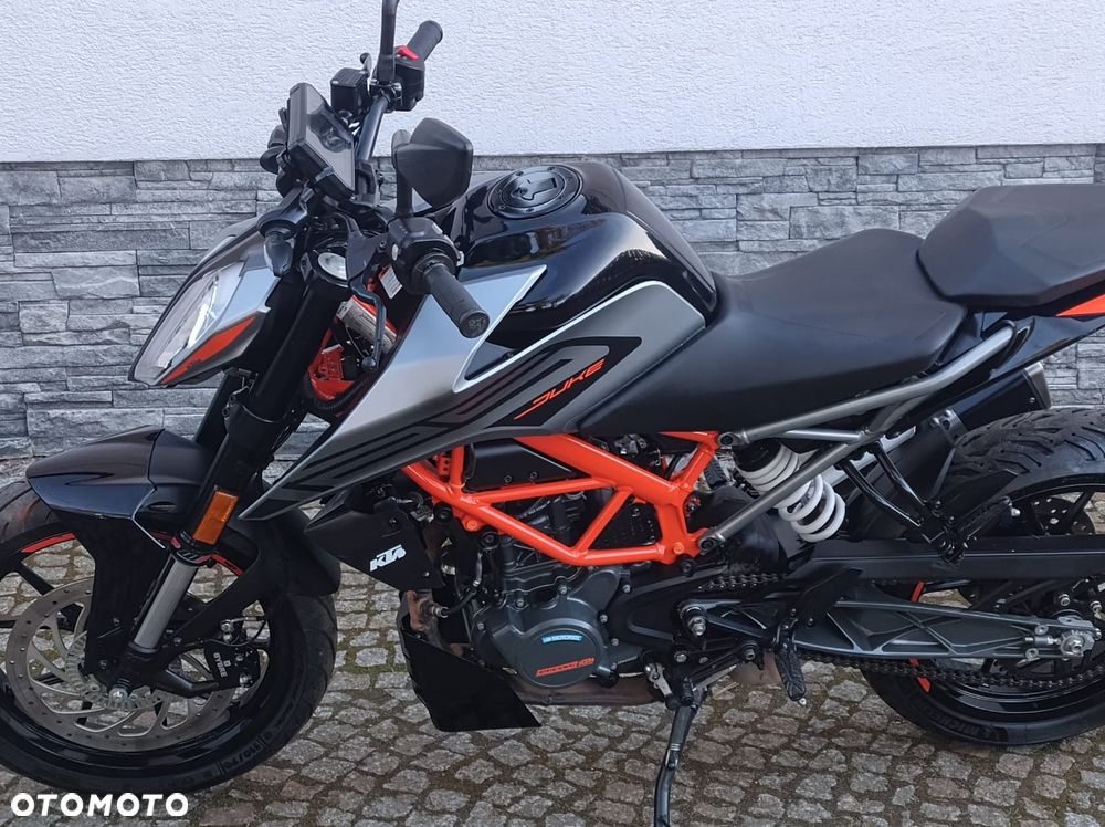 KTM Duke - 11
