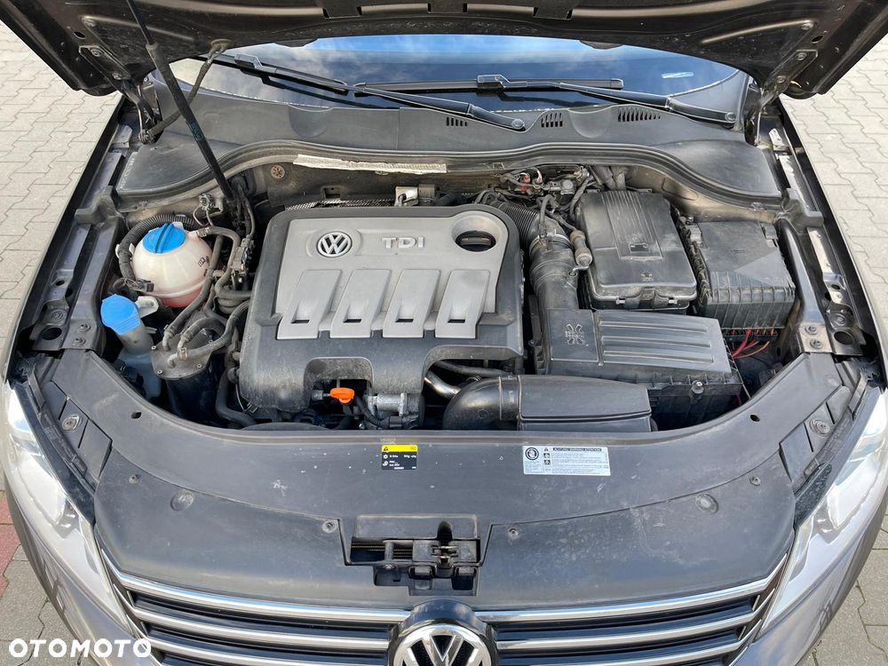 Volkswagen Passat 2.0 TDI Comfortline - 9