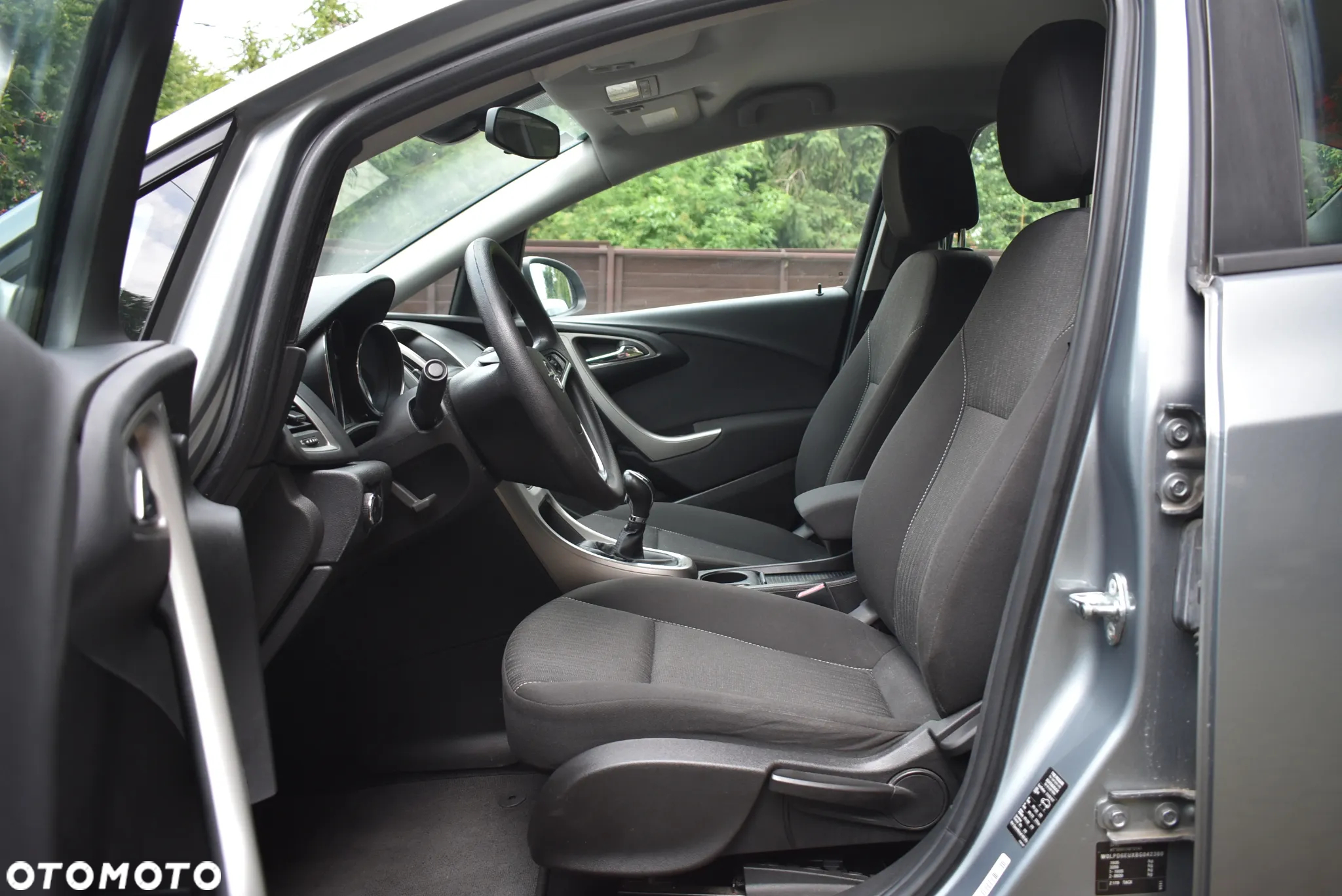 Opel Astra 1.4 Turbo Design Edition - 9