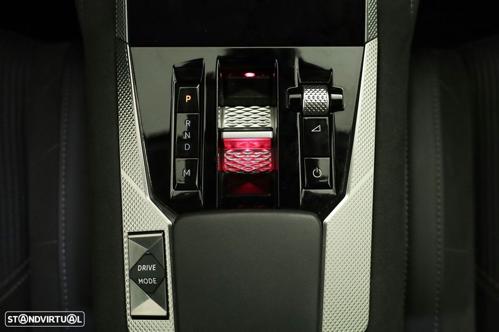 DS DS4 4 1.2 PureTech Performance Line EAT8 - 14