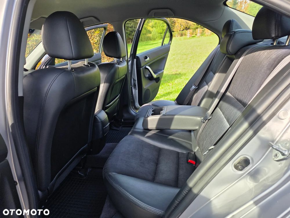 Honda Accord 2.4 TypeS - 13