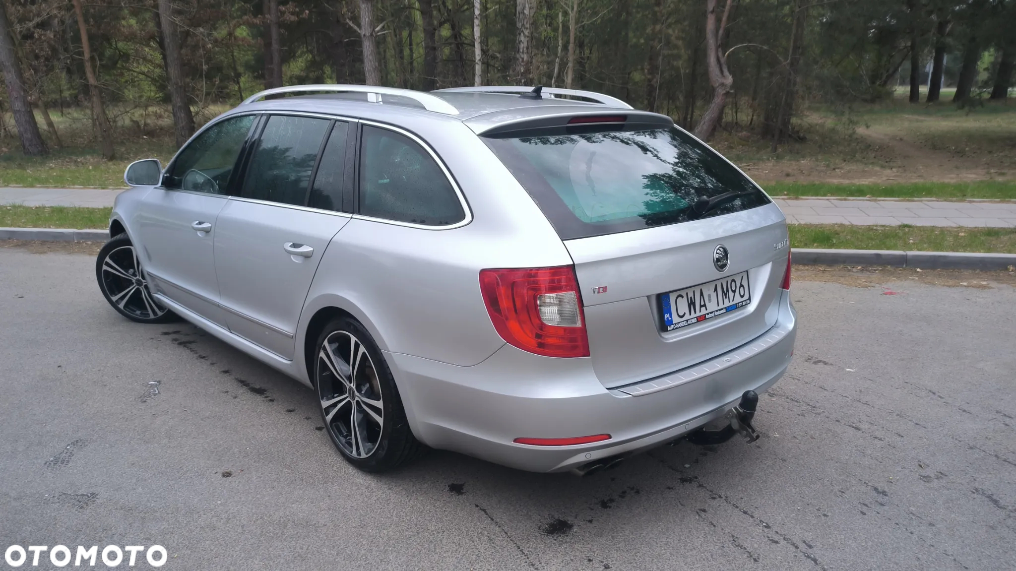 Skoda Superb 2.0 TDI Elegance DSG - 30