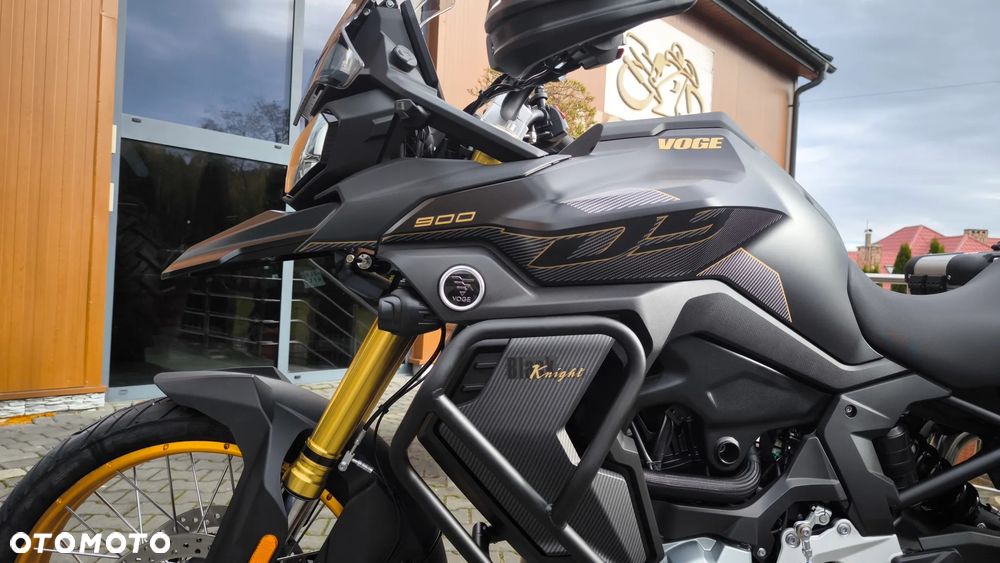 VOGE 900DSX - 26