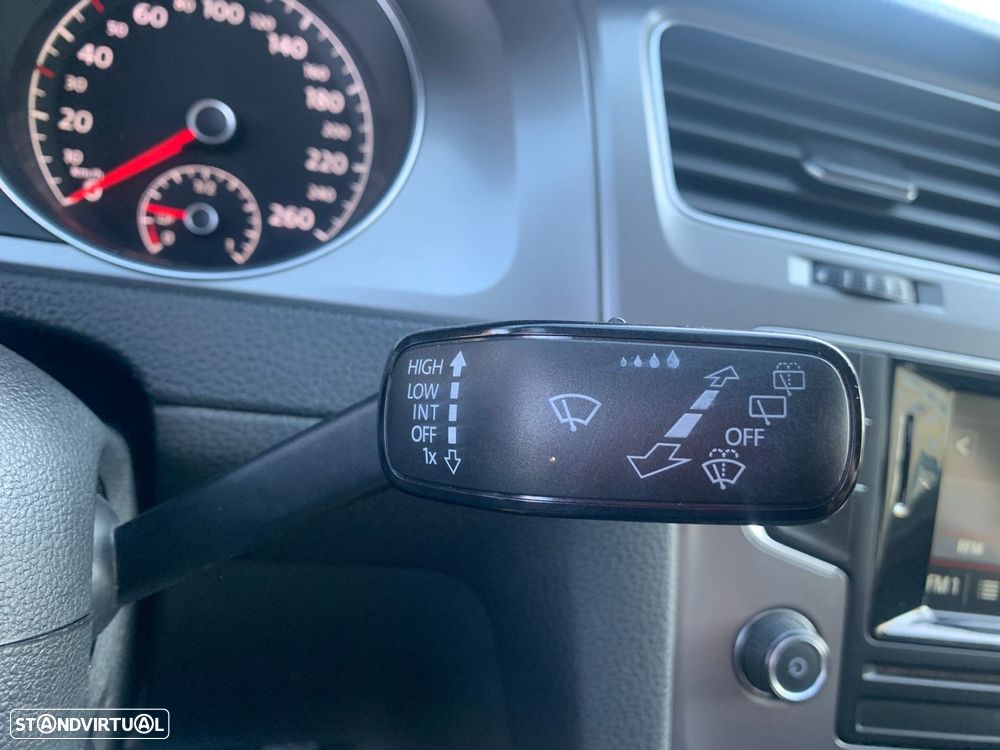 VW Golf 1.6 TDi BlueMotion Trendline - 22