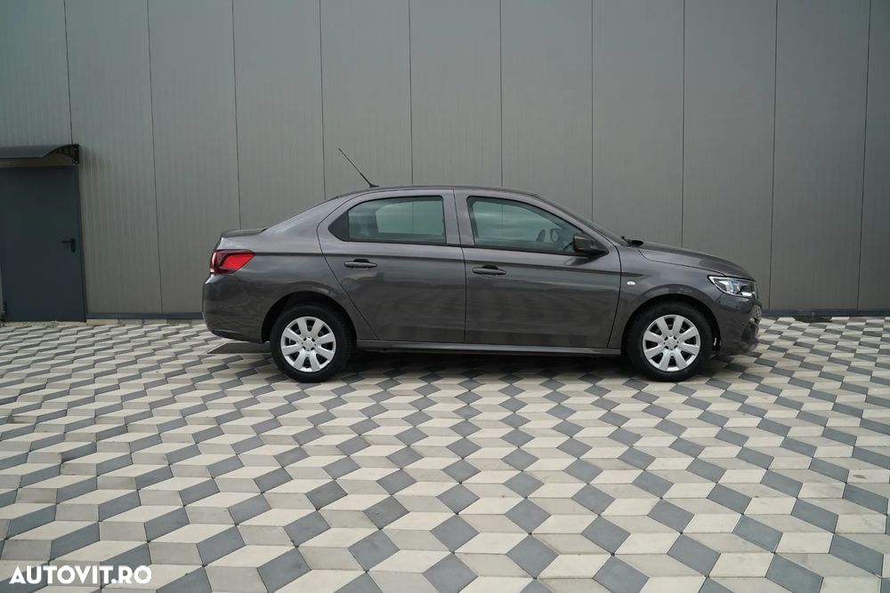 Peugeot 301 1.5 BlueHDI FAP Allure - 14