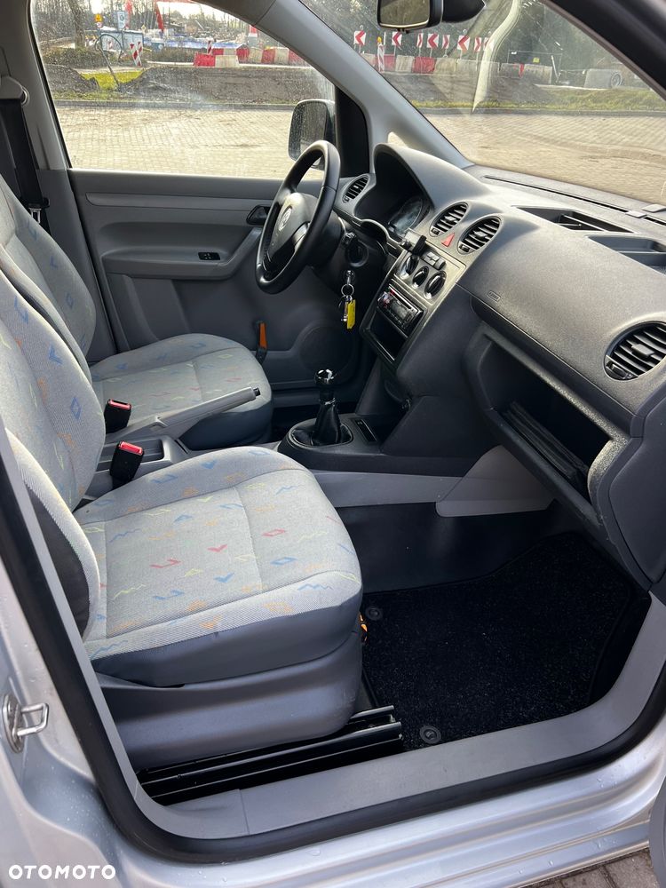 Volkswagen Caddy - 11