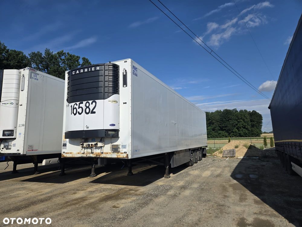 Schmitz Cargobull SKO 24 - 1
