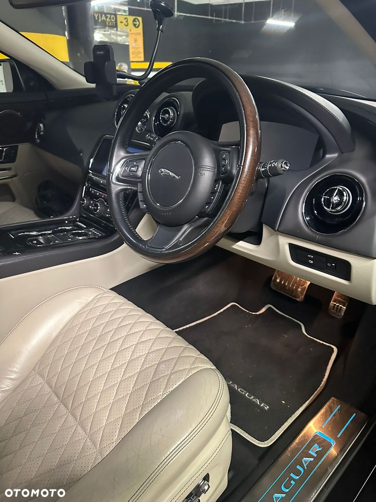 Jaguar XJ 3.0 V6 Langversion Autobiography - 19