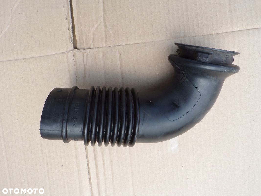 SPRINTER 906 LIFT CDi 06r- RURA DO FILTRA POWIETREZA A9065280024 - 2