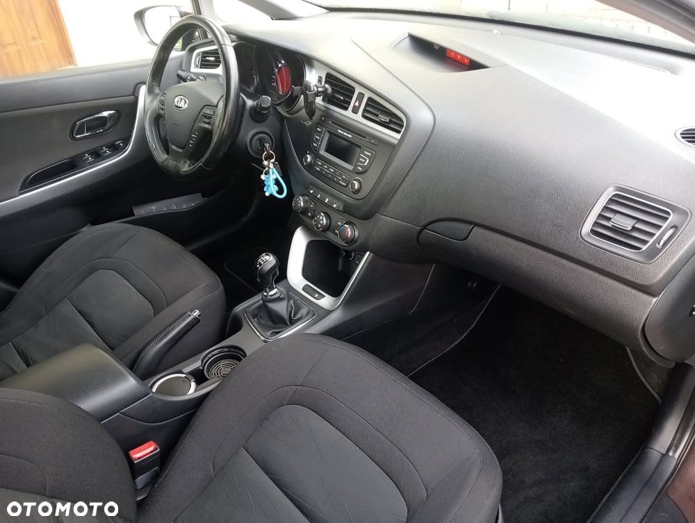 Kia Ceed - 5
