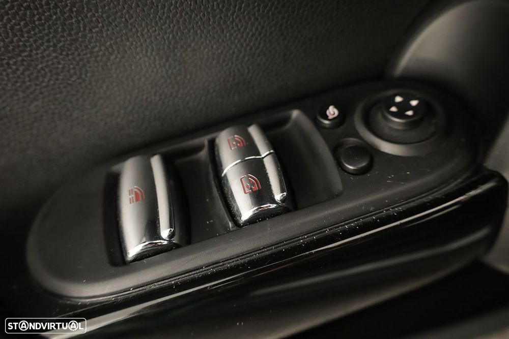 MINI Cabrio - 23