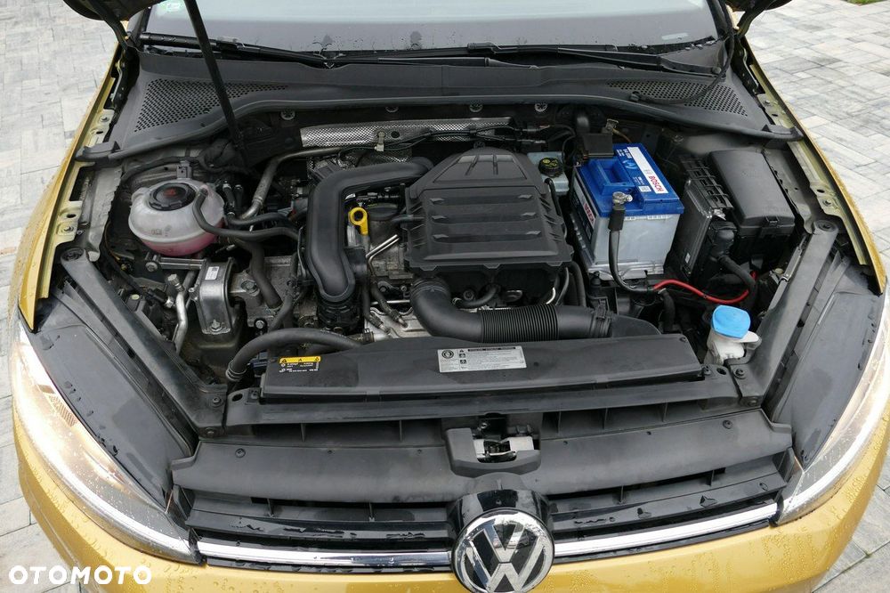 Volkswagen Golf 1.0 TSI Highline - 30