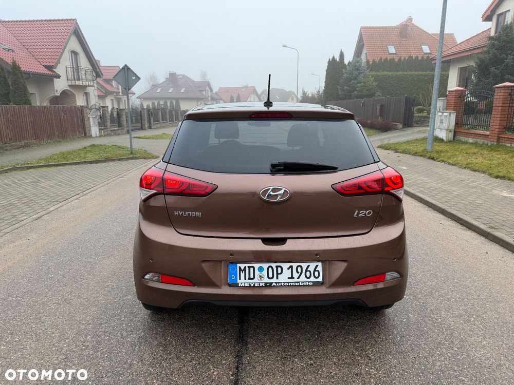 Hyundai i20 1.1 CRDi Intro Edition - 15