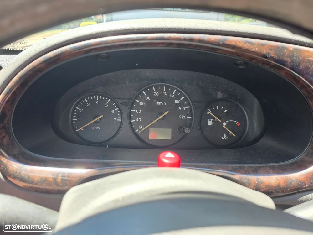Ford Fiesta 1.25 Ghia - 16