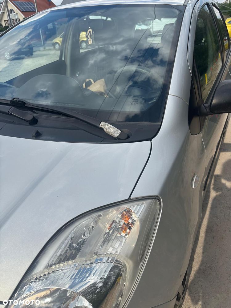 Toyota Yaris 1.33 Luna - 19