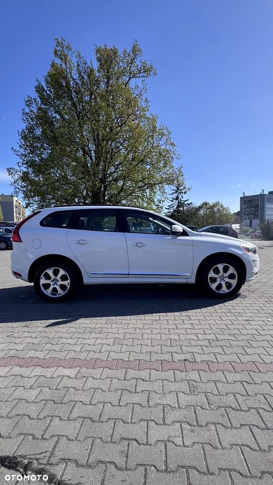 Volvo XC 60 - 4