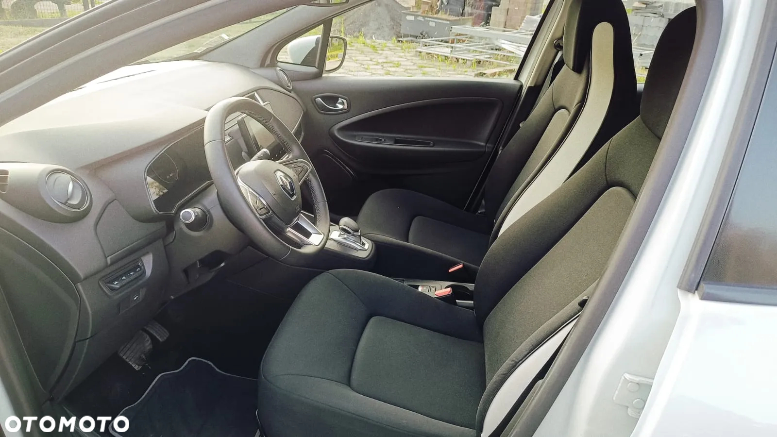 Renault Zoe - 19