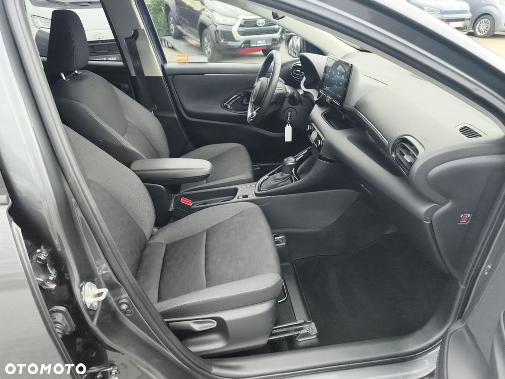 Toyota Yaris Hybrid 1.5 Style - 9