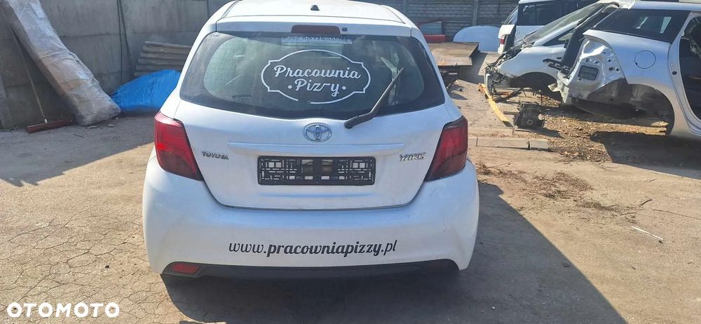Toyota YARIS III 040 lift 3DRZWI błotnik prawy tył - 8