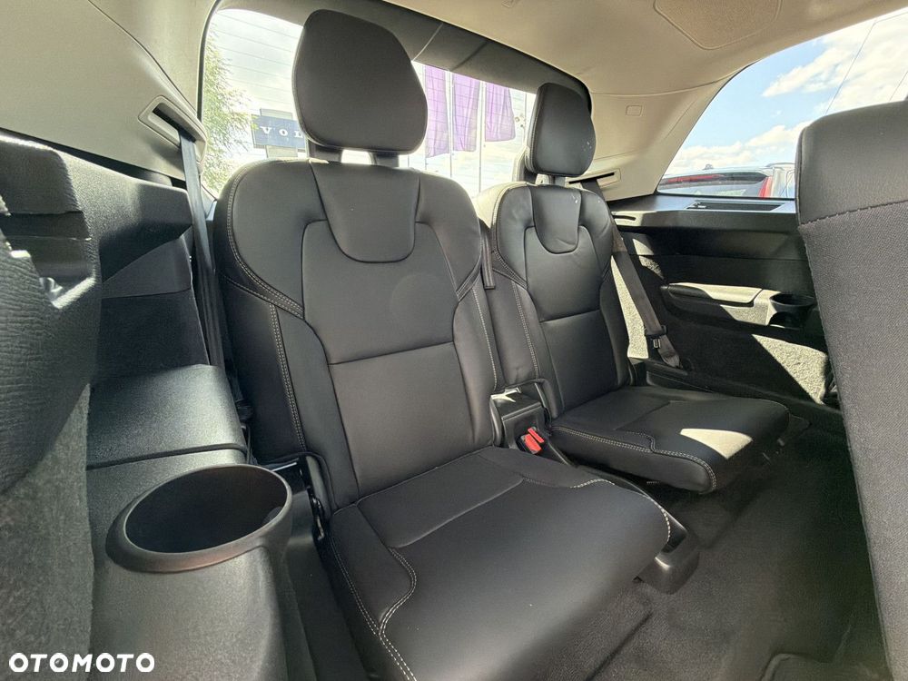 Volvo XC 90 - 17