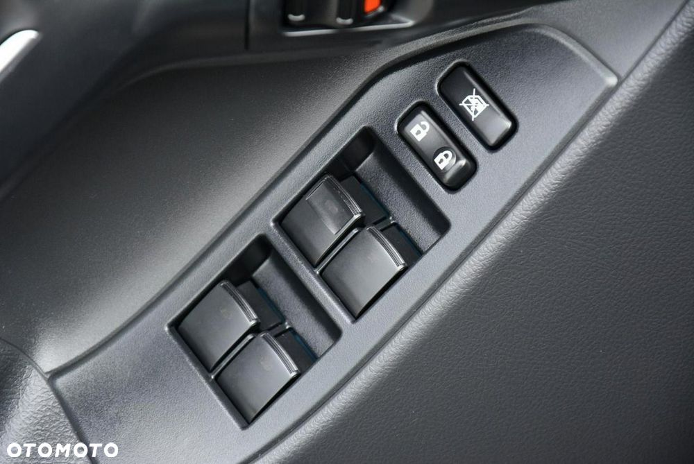 Toyota Verso 1.8 Premium 7os EU6 - 35