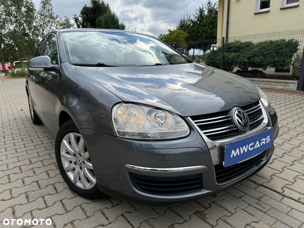 Volkswagen Jetta 1.9 TDI DSG Comfortline - 2