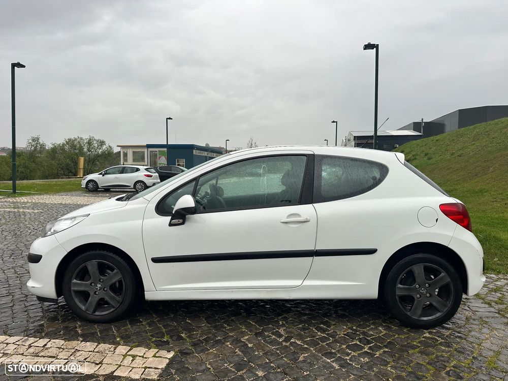 Peugeot 207 1.4 HDi Sport - 2