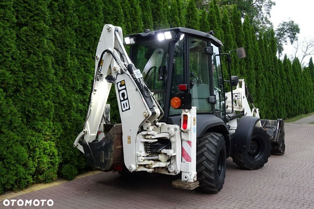 JCB 2CX 3CX - 24
