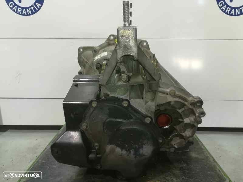 CAIXA VELOCIDADES FORD FOCUS 2000 -TXS4R7002FA - 2