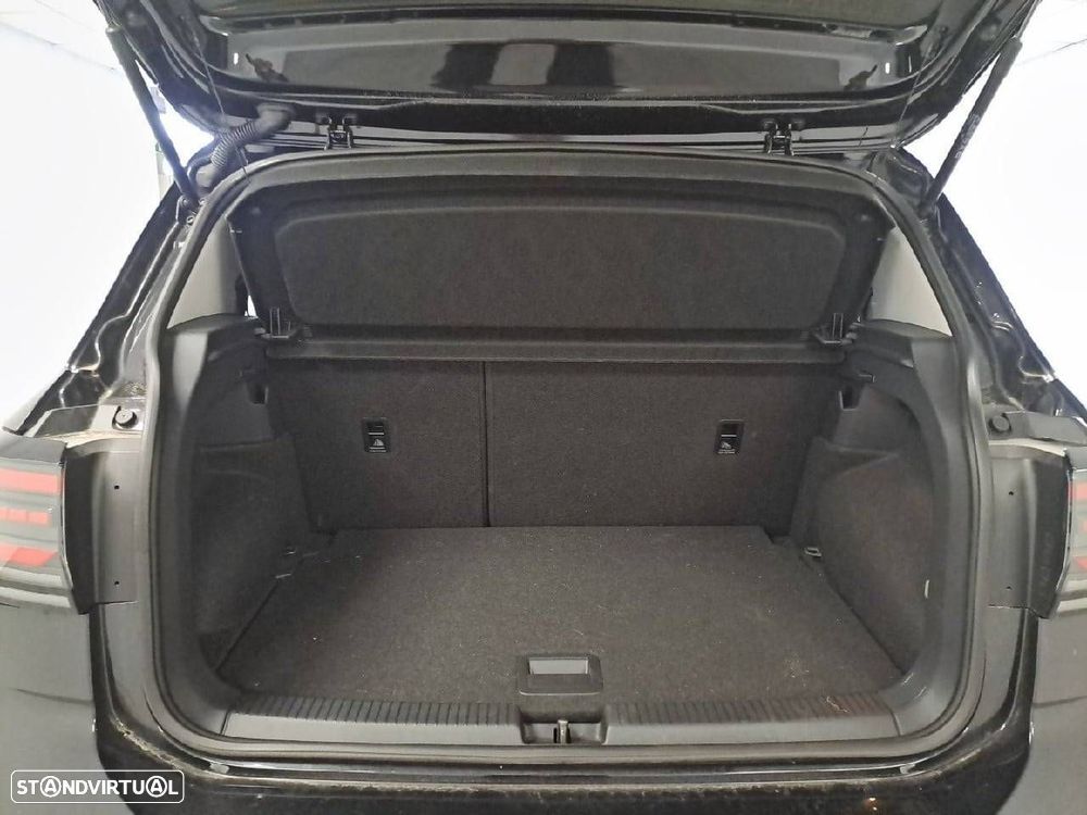 VW T-Cross 1.0 TSI Life DSG - 6
