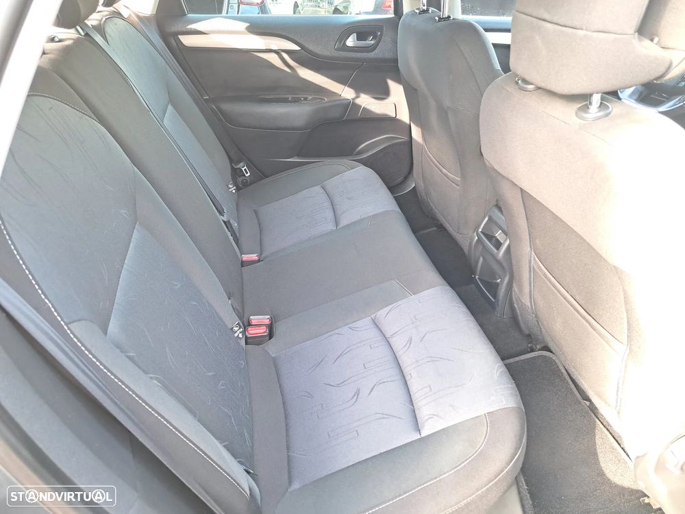 Citroën C4 HDi 90 Selection - 8