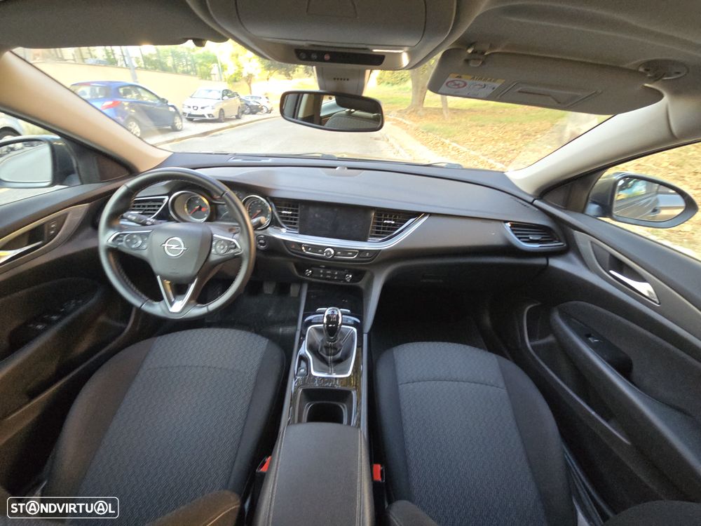 Opel Insignia 1.6 CDTI executive S/S - 12