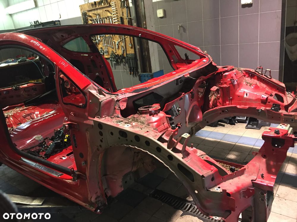 OPEL ASTRA J 13R GTC ĆWIARTKA PRAWA PRZÓD - 1