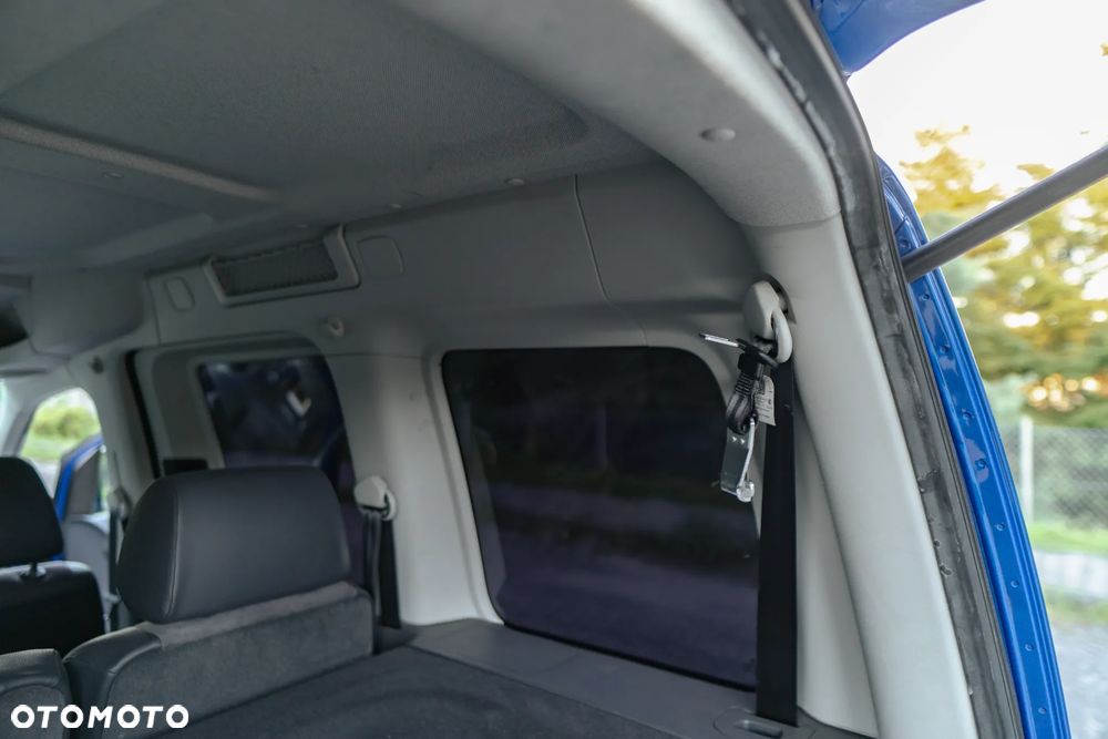 Volkswagen Caddy Highline - 25