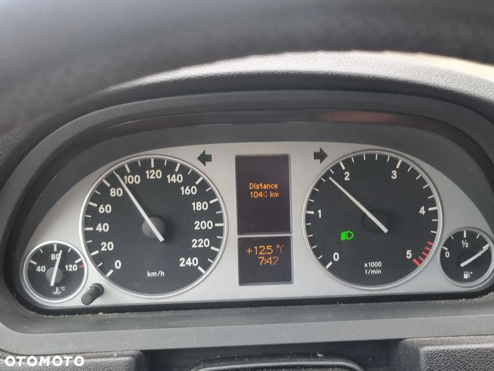 Mercedes-Benz Klasa B 200 CDI - 6