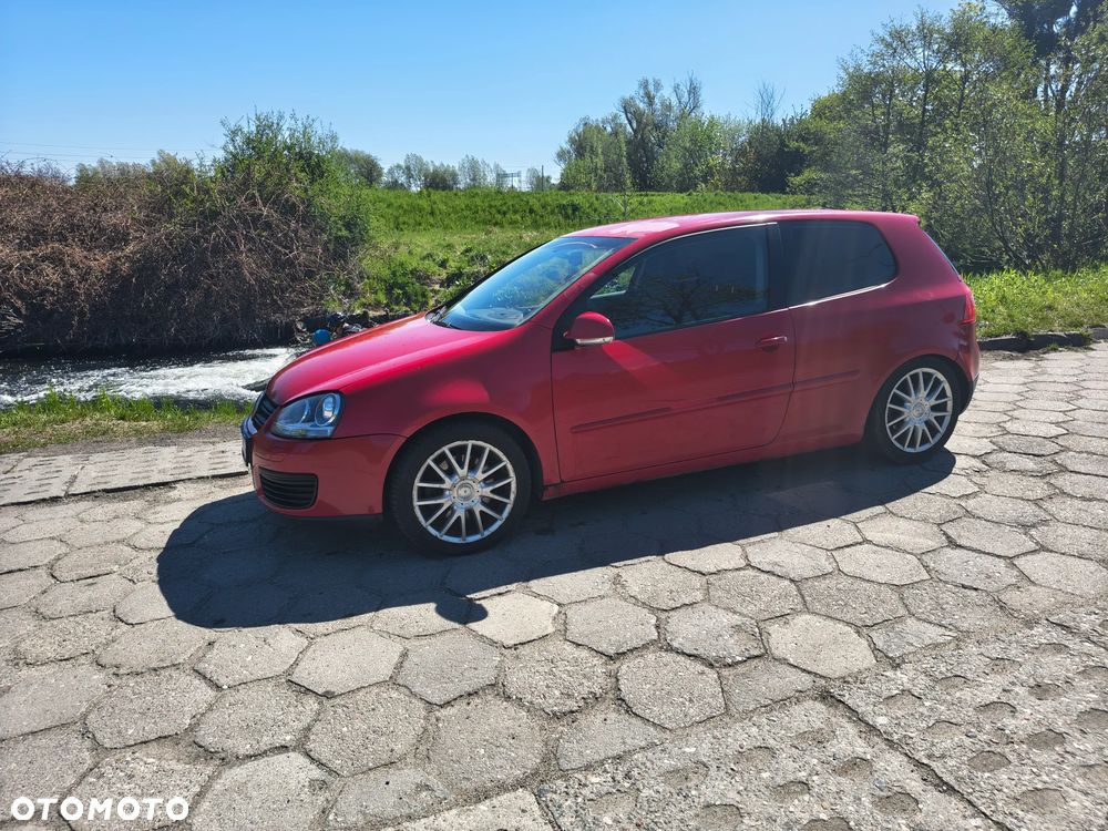 Volkswagen Golf 2.0 TDI DPF GT - 16