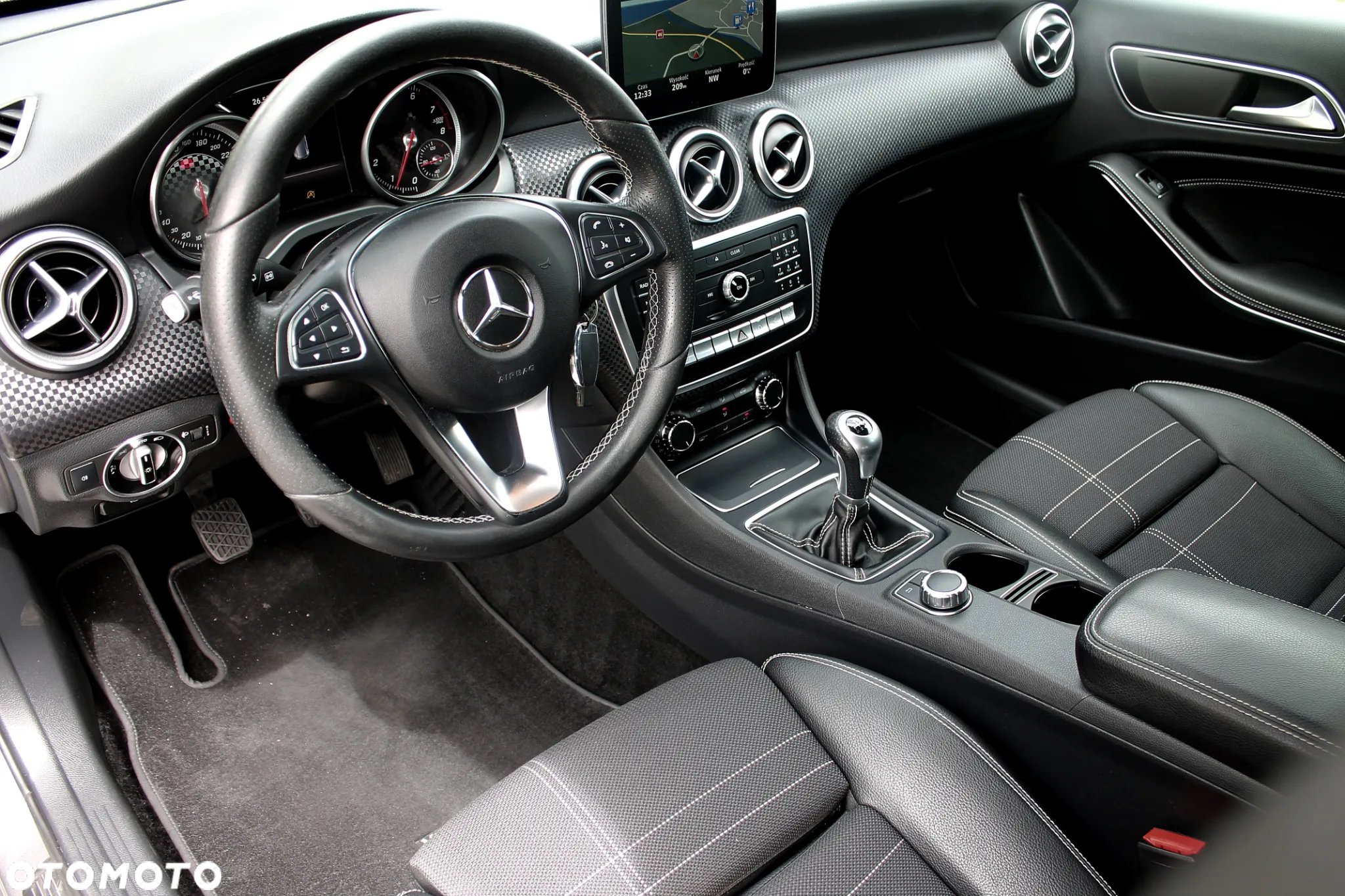 Mercedes-Benz Klasa A 180 (BlueEFFICIENCY) Urban - 10