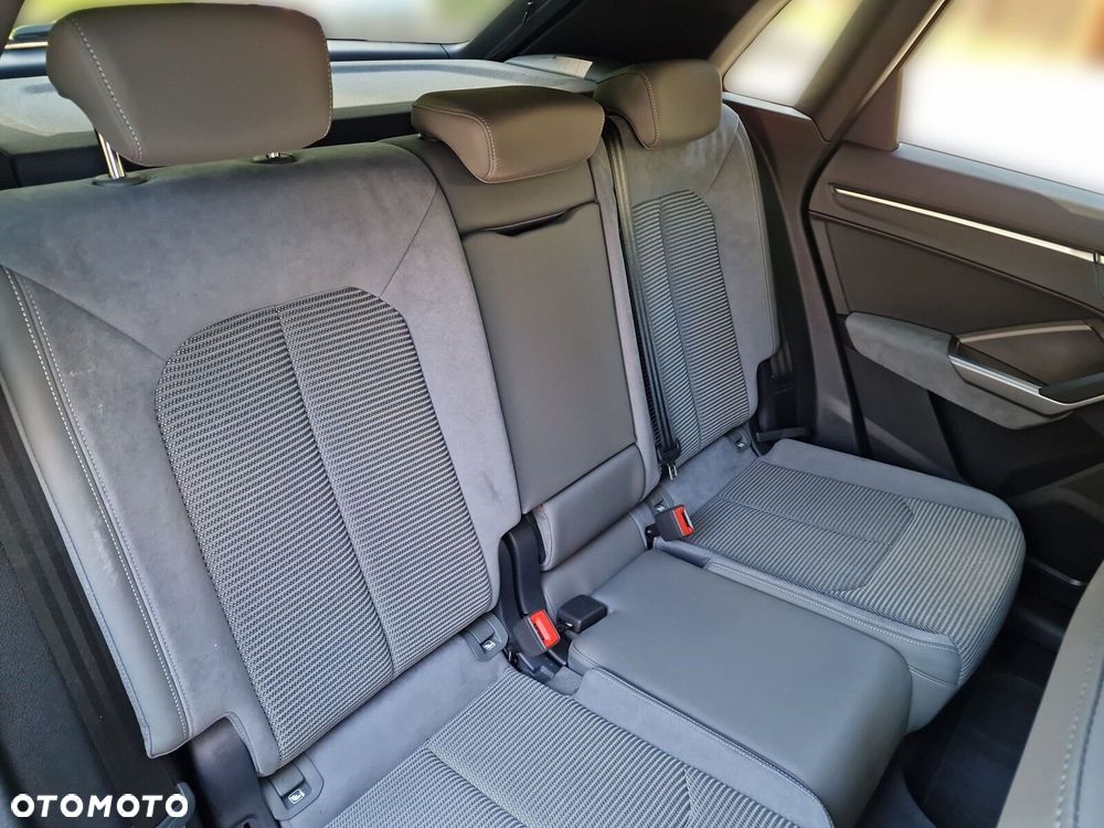 Audi Q3 35 TFSI mHEV S-Line S tronic - 21
