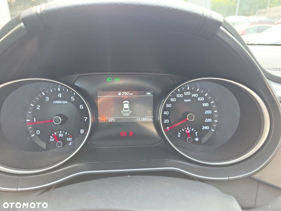Kia XCeed - 13