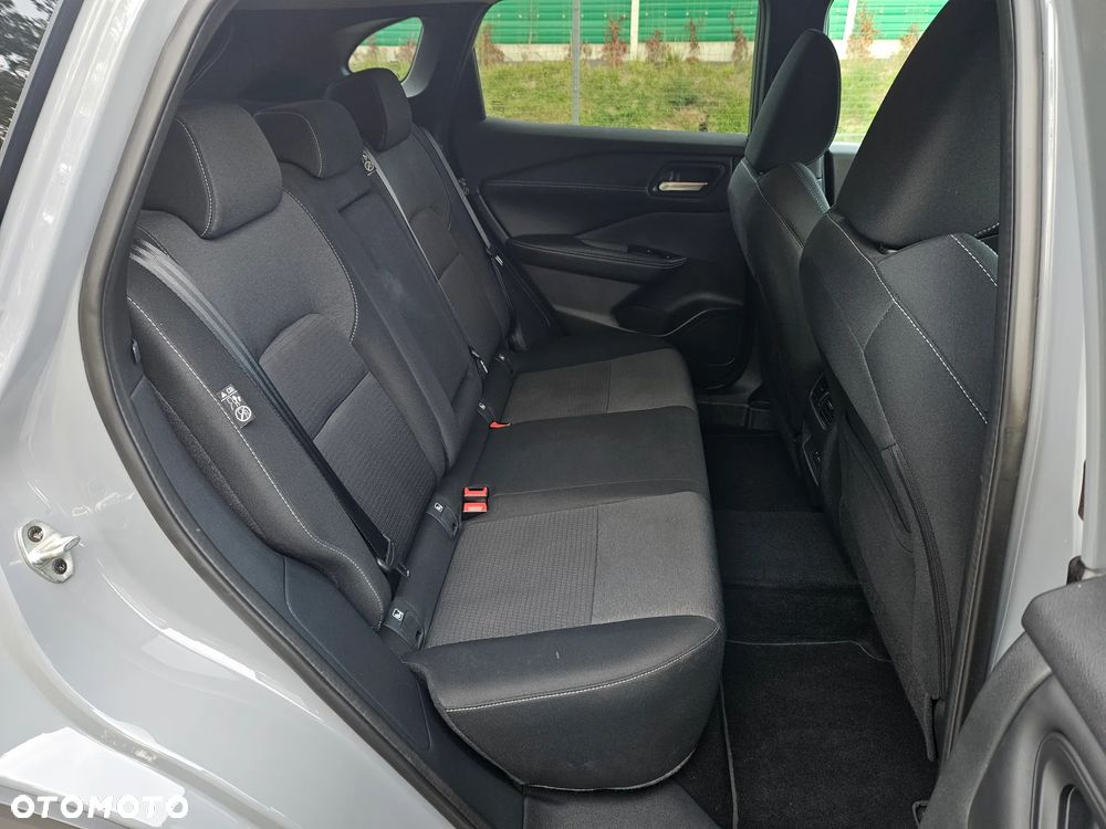 Nissan Qashqai 1.3 DIG-T N-CONNECTA - 28
